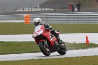 Motorcycle-action-photographs;Trackday-digital-images;event-digital-images;eventdigitalimages;no-limits-trackday;peter-wileman-photography;snetterton;snetterton-circuit-norfolk;snetterton-photographs;trackday;trackday-photos