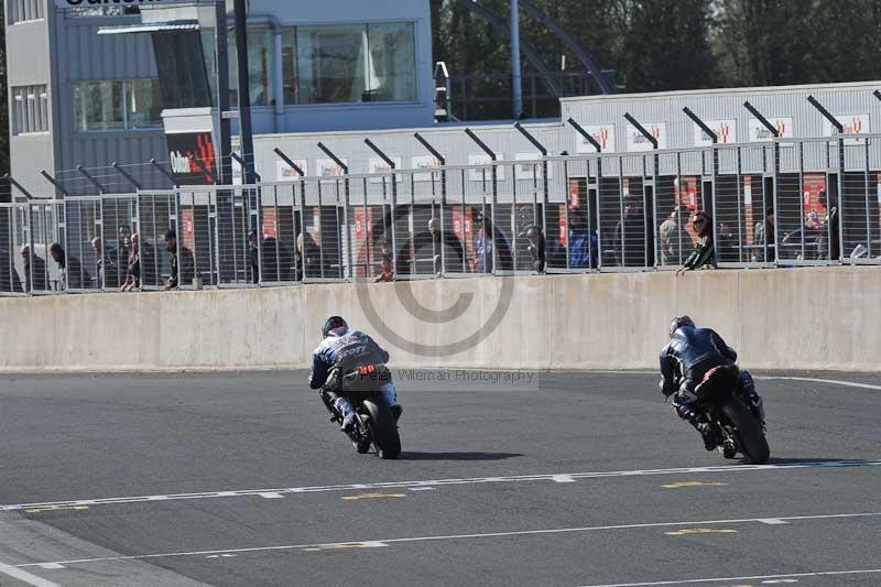 enduro digital images;event digital images;eventdigitalimages;no limits trackdays;oulton no limits trackday;oulton park cheshire;oulton trackday photographs;peter wileman photography;racing digital images;trackday digital images;trackday photos