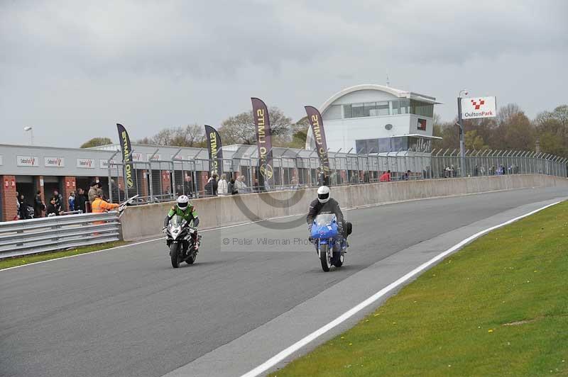 enduro digital images;event digital images;eventdigitalimages;no limits trackdays;oulton no limits trackday;oulton park cheshire;oulton trackday photographs;peter wileman photography;racing digital images;trackday digital images;trackday photos