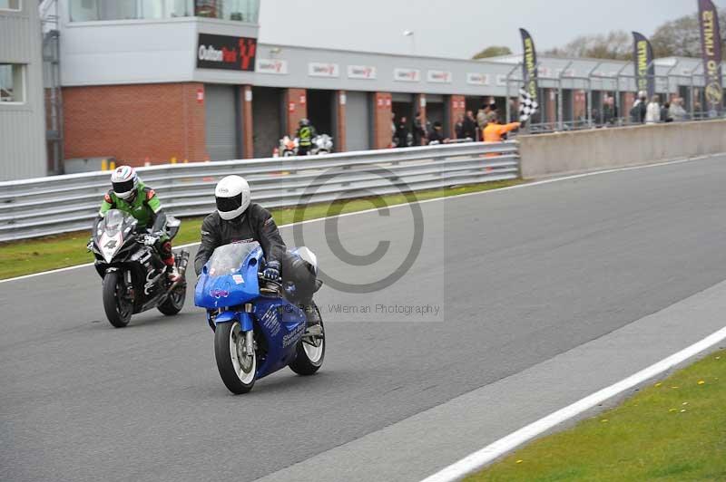 enduro digital images;event digital images;eventdigitalimages;no limits trackdays;oulton no limits trackday;oulton park cheshire;oulton trackday photographs;peter wileman photography;racing digital images;trackday digital images;trackday photos