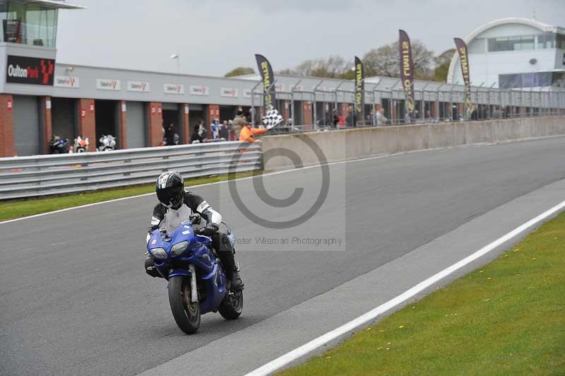 enduro digital images;event digital images;eventdigitalimages;no limits trackdays;oulton no limits trackday;oulton park cheshire;oulton trackday photographs;peter wileman photography;racing digital images;trackday digital images;trackday photos