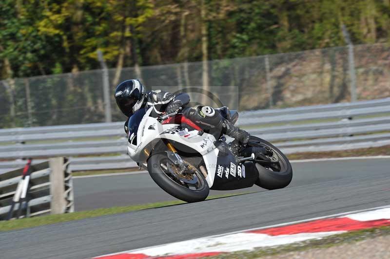 enduro digital images;event digital images;eventdigitalimages;no limits trackdays;oulton no limits trackday;oulton park cheshire;oulton trackday photographs;peter wileman photography;racing digital images;trackday digital images;trackday photos