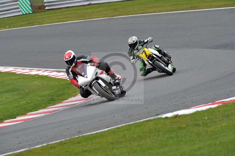 enduro digital images;event digital images;eventdigitalimages;no limits trackdays;oulton no limits trackday;oulton park cheshire;oulton trackday photographs;peter wileman photography;racing digital images;trackday digital images;trackday photos