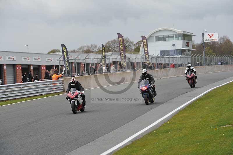 enduro digital images;event digital images;eventdigitalimages;no limits trackdays;oulton no limits trackday;oulton park cheshire;oulton trackday photographs;peter wileman photography;racing digital images;trackday digital images;trackday photos