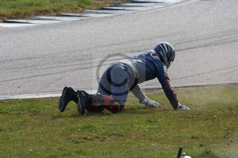 Rockingham no limits trackday;enduro digital images;event digital images;eventdigitalimages;no limits trackdays;peter wileman photography;racing digital images;rockingham raceway northamptonshire;rockingham trackday photographs;trackday digital images;trackday photos