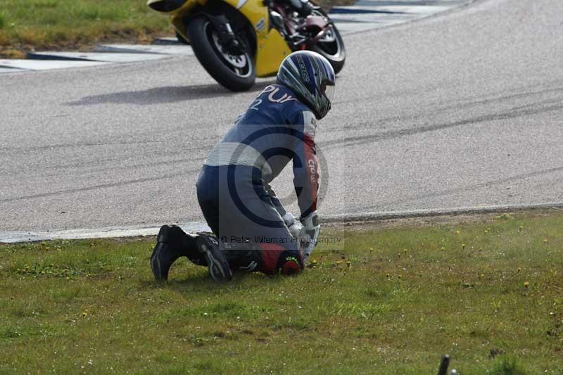 Rockingham no limits trackday;enduro digital images;event digital images;eventdigitalimages;no limits trackdays;peter wileman photography;racing digital images;rockingham raceway northamptonshire;rockingham trackday photographs;trackday digital images;trackday photos