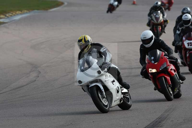 Rockingham no limits trackday;enduro digital images;event digital images;eventdigitalimages;no limits trackdays;peter wileman photography;racing digital images;rockingham raceway northamptonshire;rockingham trackday photographs;trackday digital images;trackday photos