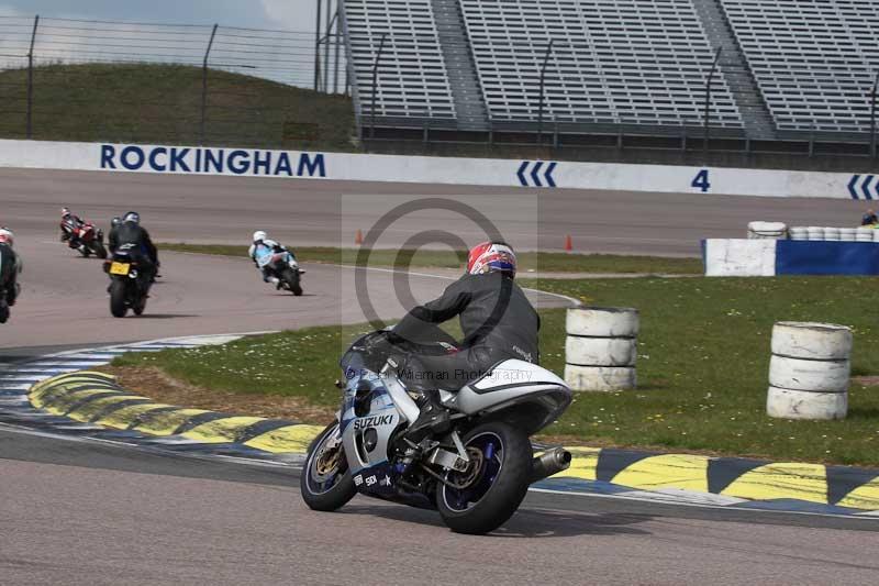 Rockingham no limits trackday;enduro digital images;event digital images;eventdigitalimages;no limits trackdays;peter wileman photography;racing digital images;rockingham raceway northamptonshire;rockingham trackday photographs;trackday digital images;trackday photos