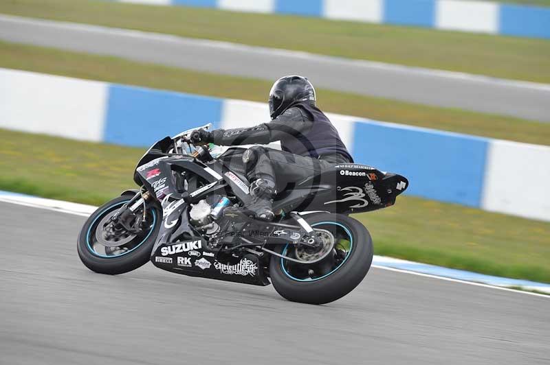 Motorcycle action photographs;donington;donington park leicestershire;donington photographs;event digital images;eventdigitalimages;no limits trackday;peter wileman photography;trackday;trackday digital images;trackday photos