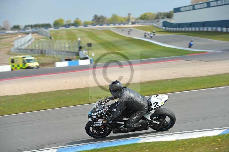 Motorcycle action photographs;donington;donington park leicestershire;donington photographs;event digital images;eventdigitalimages;no limits trackday;peter wileman photography;trackday;trackday digital images;trackday photos