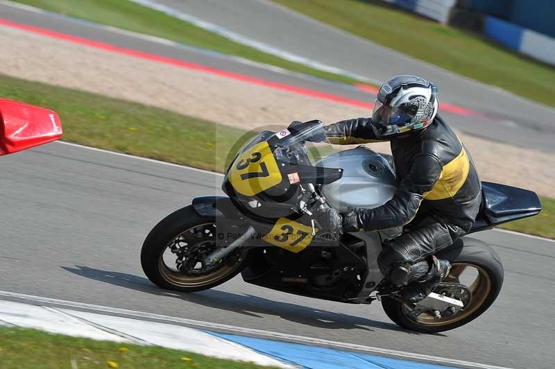 Motorcycle action photographs;donington;donington park leicestershire;donington photographs;event digital images;eventdigitalimages;no limits trackday;peter wileman photography;trackday;trackday digital images;trackday photos