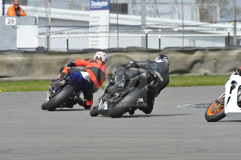 Motorcycle action photographs;donington;donington park leicestershire;donington photographs;event digital images;eventdigitalimages;no limits trackday;peter wileman photography;trackday;trackday digital images;trackday photos