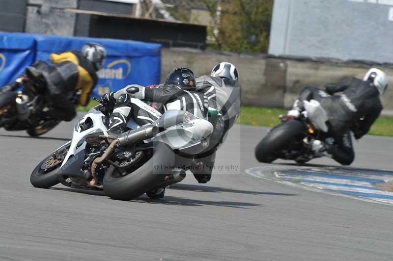 Motorcycle action photographs;donington;donington park leicestershire;donington photographs;event digital images;eventdigitalimages;no limits trackday;peter wileman photography;trackday;trackday digital images;trackday photos