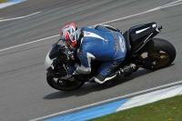 Motorcycle-action-photographs;donington;donington-park-leicestershire;donington-photographs;event-digital-images;eventdigitalimages;no-limits-trackday;peter-wileman-photography;trackday;trackday-digital-images;trackday-photos