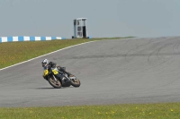 Motorcycle-action-photographs;donington;donington-park-leicestershire;donington-photographs;event-digital-images;eventdigitalimages;no-limits-trackday;peter-wileman-photography;trackday;trackday-digital-images;trackday-photos