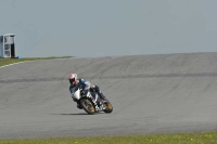 Motorcycle-action-photographs;donington;donington-park-leicestershire;donington-photographs;event-digital-images;eventdigitalimages;no-limits-trackday;peter-wileman-photography;trackday;trackday-digital-images;trackday-photos