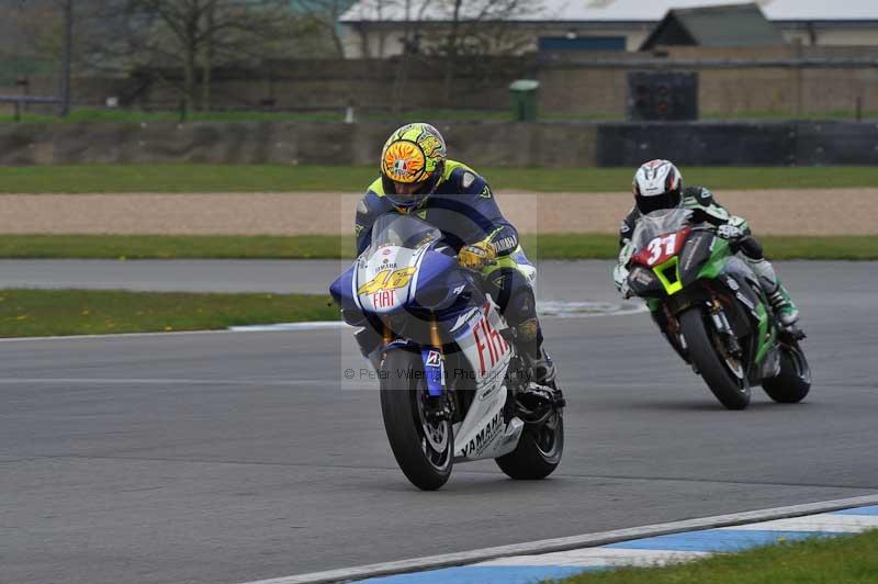 Motorcycle action photographs;donington;donington park leicestershire;donington photographs;event digital images;eventdigitalimages;no limits trackday;peter wileman photography;trackday;trackday digital images;trackday photos