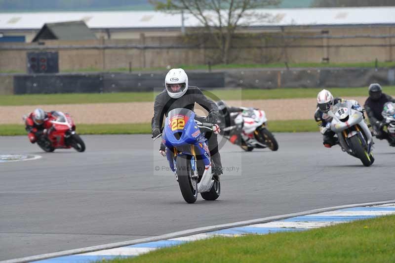 Motorcycle action photographs;donington;donington park leicestershire;donington photographs;event digital images;eventdigitalimages;no limits trackday;peter wileman photography;trackday;trackday digital images;trackday photos