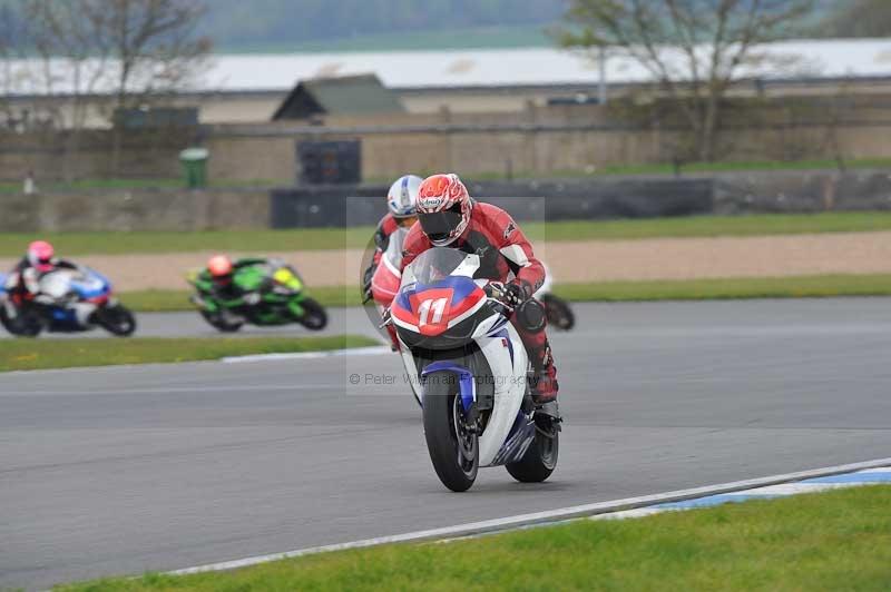 Motorcycle action photographs;donington;donington park leicestershire;donington photographs;event digital images;eventdigitalimages;no limits trackday;peter wileman photography;trackday;trackday digital images;trackday photos