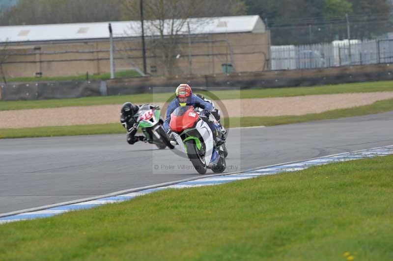 Motorcycle action photographs;donington;donington park leicestershire;donington photographs;event digital images;eventdigitalimages;no limits trackday;peter wileman photography;trackday;trackday digital images;trackday photos