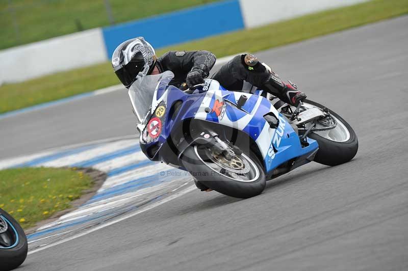 Motorcycle action photographs;donington;donington park leicestershire;donington photographs;event digital images;eventdigitalimages;no limits trackday;peter wileman photography;trackday;trackday digital images;trackday photos