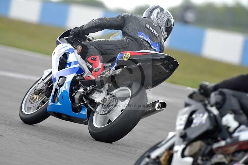 Motorcycle action photographs;donington;donington park leicestershire;donington photographs;event digital images;eventdigitalimages;no limits trackday;peter wileman photography;trackday;trackday digital images;trackday photos