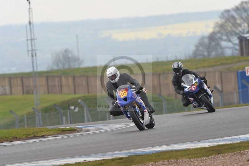 Motorcycle action photographs;donington;donington park leicestershire;donington photographs;event digital images;eventdigitalimages;no limits trackday;peter wileman photography;trackday;trackday digital images;trackday photos