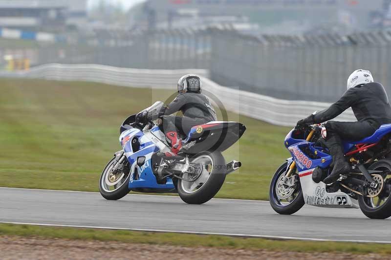 Motorcycle action photographs;donington;donington park leicestershire;donington photographs;event digital images;eventdigitalimages;no limits trackday;peter wileman photography;trackday;trackday digital images;trackday photos