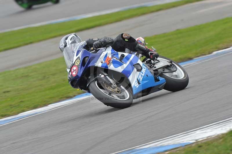 Motorcycle action photographs;donington;donington park leicestershire;donington photographs;event digital images;eventdigitalimages;no limits trackday;peter wileman photography;trackday;trackday digital images;trackday photos