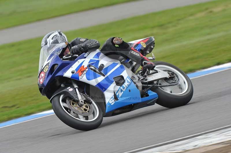 Motorcycle action photographs;donington;donington park leicestershire;donington photographs;event digital images;eventdigitalimages;no limits trackday;peter wileman photography;trackday;trackday digital images;trackday photos