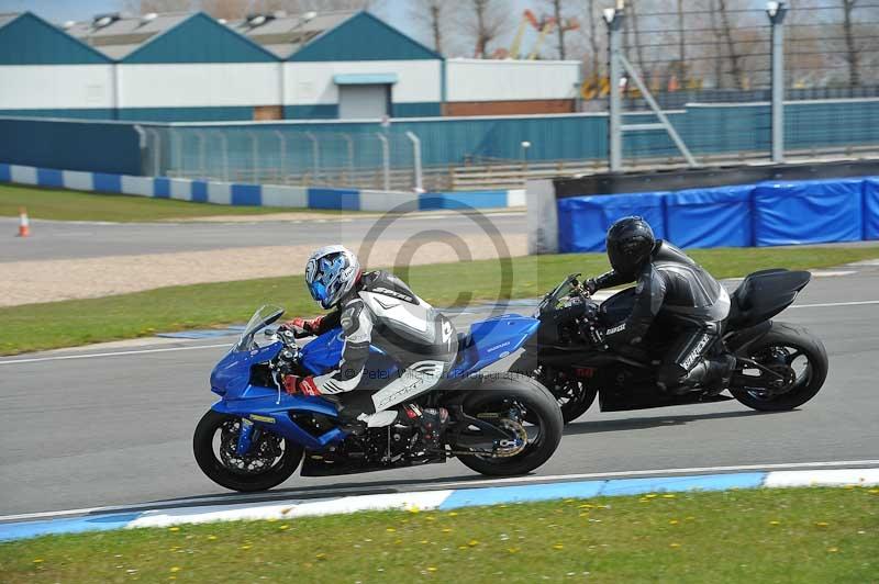 Motorcycle action photographs;donington;donington park leicestershire;donington photographs;event digital images;eventdigitalimages;no limits trackday;peter wileman photography;trackday;trackday digital images;trackday photos