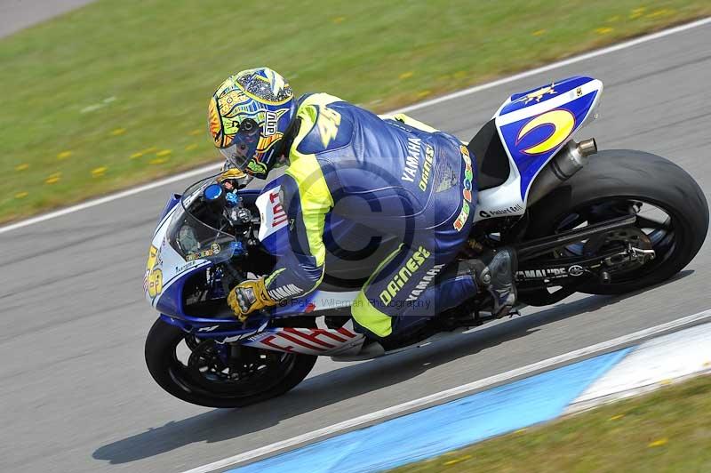 Motorcycle action photographs;donington;donington park leicestershire;donington photographs;event digital images;eventdigitalimages;no limits trackday;peter wileman photography;trackday;trackday digital images;trackday photos