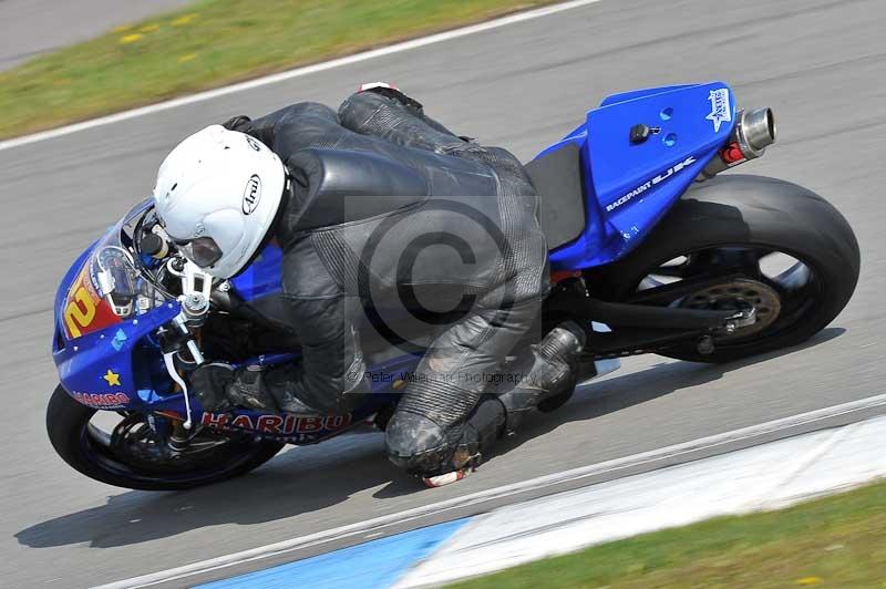 Motorcycle action photographs;donington;donington park leicestershire;donington photographs;event digital images;eventdigitalimages;no limits trackday;peter wileman photography;trackday;trackday digital images;trackday photos