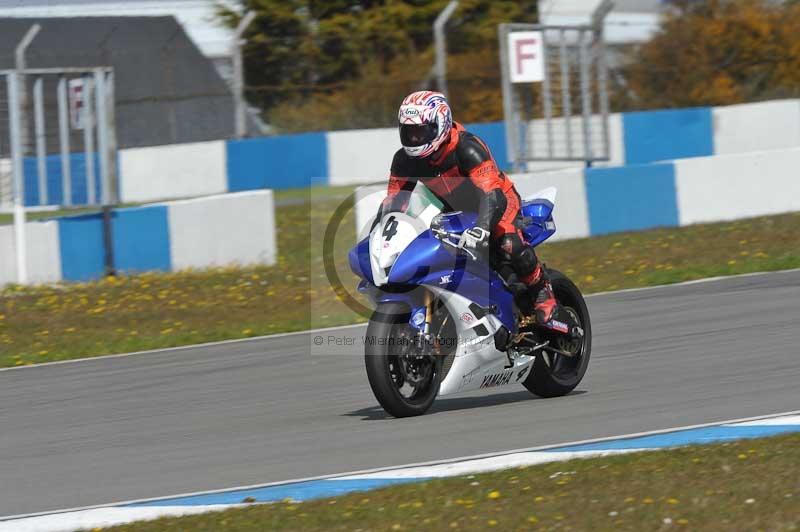 Motorcycle action photographs;donington;donington park leicestershire;donington photographs;event digital images;eventdigitalimages;no limits trackday;peter wileman photography;trackday;trackday digital images;trackday photos