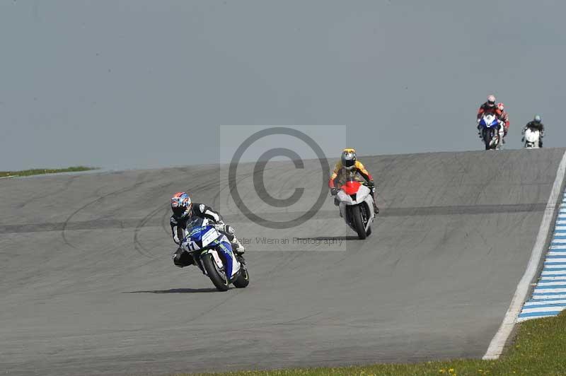 Motorcycle action photographs;donington;donington park leicestershire;donington photographs;event digital images;eventdigitalimages;no limits trackday;peter wileman photography;trackday;trackday digital images;trackday photos