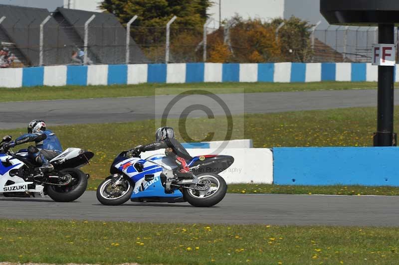 Motorcycle action photographs;donington;donington park leicestershire;donington photographs;event digital images;eventdigitalimages;no limits trackday;peter wileman photography;trackday;trackday digital images;trackday photos