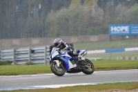 Motorcycle-action-photographs;donington;donington-park-leicestershire;donington-photographs;event-digital-images;eventdigitalimages;no-limits-trackday;peter-wileman-photography;trackday;trackday-digital-images;trackday-photos