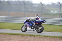 Motorcycle-action-photographs;donington;donington-park-leicestershire;donington-photographs;event-digital-images;eventdigitalimages;no-limits-trackday;peter-wileman-photography;trackday;trackday-digital-images;trackday-photos