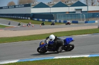 Motorcycle-action-photographs;donington;donington-park-leicestershire;donington-photographs;event-digital-images;eventdigitalimages;no-limits-trackday;peter-wileman-photography;trackday;trackday-digital-images;trackday-photos