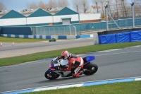 Motorcycle-action-photographs;donington;donington-park-leicestershire;donington-photographs;event-digital-images;eventdigitalimages;no-limits-trackday;peter-wileman-photography;trackday;trackday-digital-images;trackday-photos