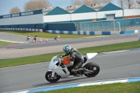 Motorcycle-action-photographs;donington;donington-park-leicestershire;donington-photographs;event-digital-images;eventdigitalimages;no-limits-trackday;peter-wileman-photography;trackday;trackday-digital-images;trackday-photos