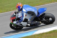 Motorcycle-action-photographs;donington;donington-park-leicestershire;donington-photographs;event-digital-images;eventdigitalimages;no-limits-trackday;peter-wileman-photography;trackday;trackday-digital-images;trackday-photos