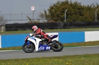 Motorcycle-action-photographs;donington;donington-park-leicestershire;donington-photographs;event-digital-images;eventdigitalimages;no-limits-trackday;peter-wileman-photography;trackday;trackday-digital-images;trackday-photos