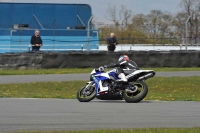 Motorcycle-action-photographs;donington;donington-park-leicestershire;donington-photographs;event-digital-images;eventdigitalimages;no-limits-trackday;peter-wileman-photography;trackday;trackday-digital-images;trackday-photos