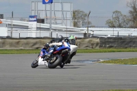 Motorcycle-action-photographs;donington;donington-park-leicestershire;donington-photographs;event-digital-images;eventdigitalimages;no-limits-trackday;peter-wileman-photography;trackday;trackday-digital-images;trackday-photos