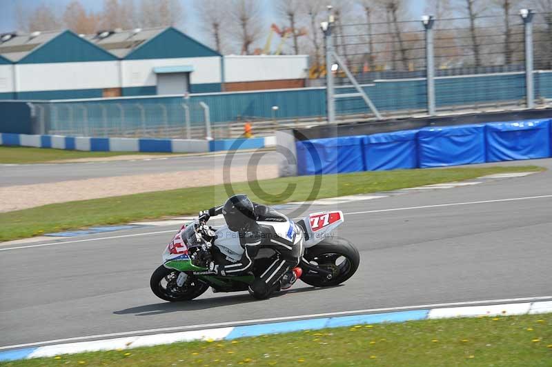 Motorcycle action photographs;donington;donington park leicestershire;donington photographs;event digital images;eventdigitalimages;no limits trackday;peter wileman photography;trackday;trackday digital images;trackday photos