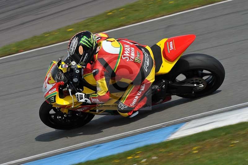 Motorcycle action photographs;donington;donington park leicestershire;donington photographs;event digital images;eventdigitalimages;no limits trackday;peter wileman photography;trackday;trackday digital images;trackday photos