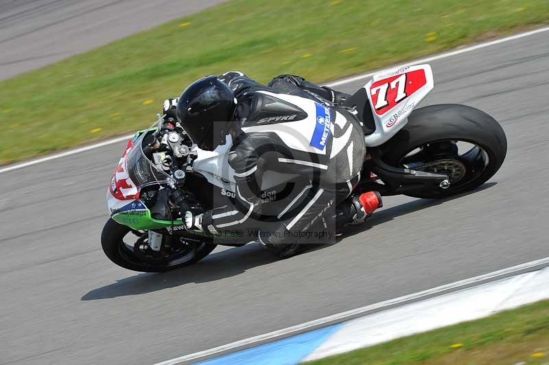 Motorcycle action photographs;donington;donington park leicestershire;donington photographs;event digital images;eventdigitalimages;no limits trackday;peter wileman photography;trackday;trackday digital images;trackday photos