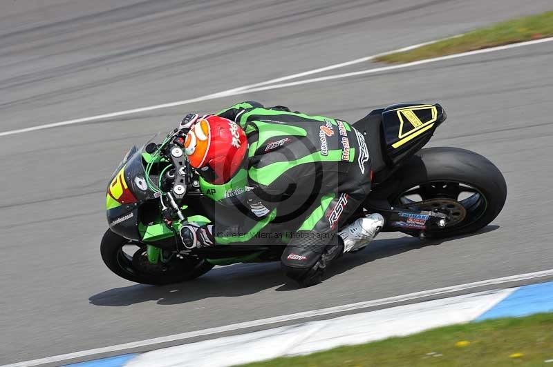 Motorcycle action photographs;donington;donington park leicestershire;donington photographs;event digital images;eventdigitalimages;no limits trackday;peter wileman photography;trackday;trackday digital images;trackday photos