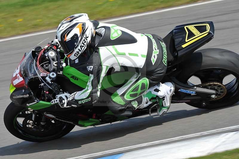 Motorcycle action photographs;donington;donington park leicestershire;donington photographs;event digital images;eventdigitalimages;no limits trackday;peter wileman photography;trackday;trackday digital images;trackday photos